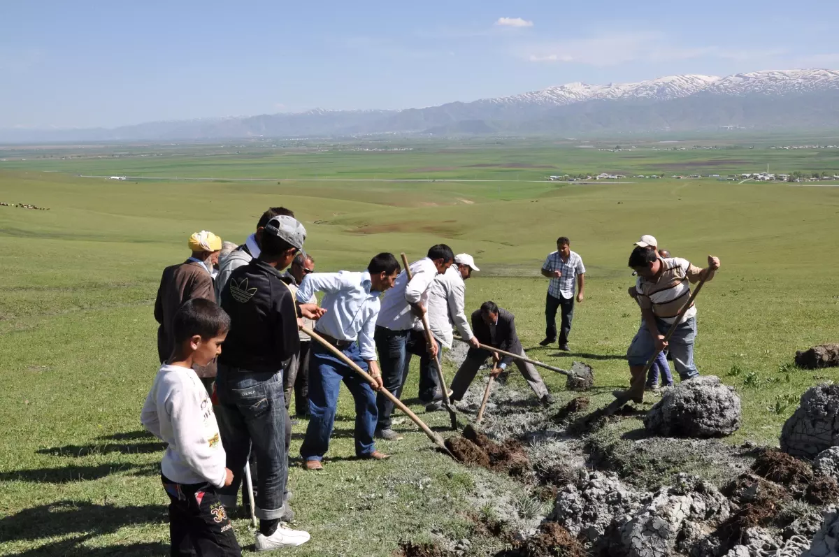 Muş\'ta Köylülerin Su Sıkıntısı