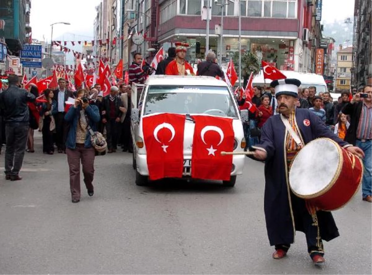 Zonguldak\'ta \'Türklük\' Yürüyüşü