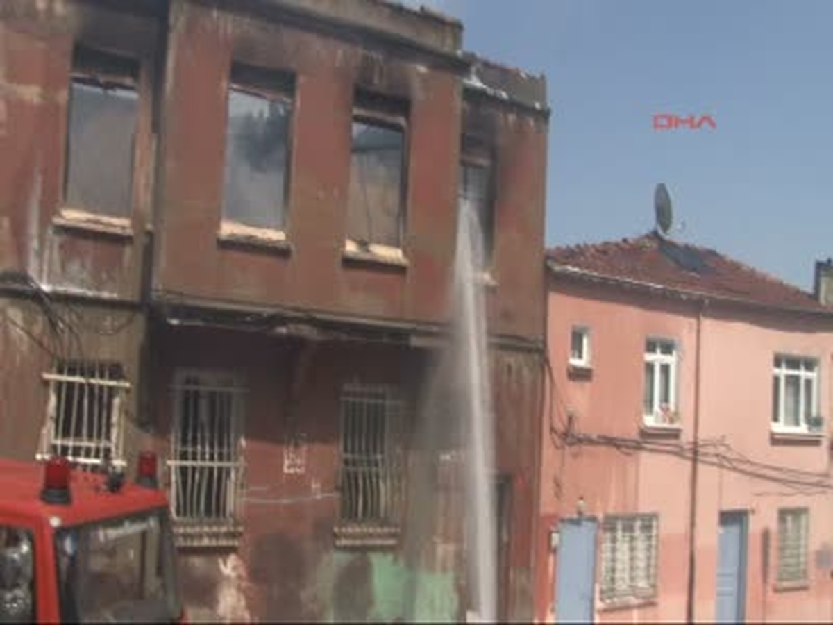 Balat\'ta Korkutan Yangın