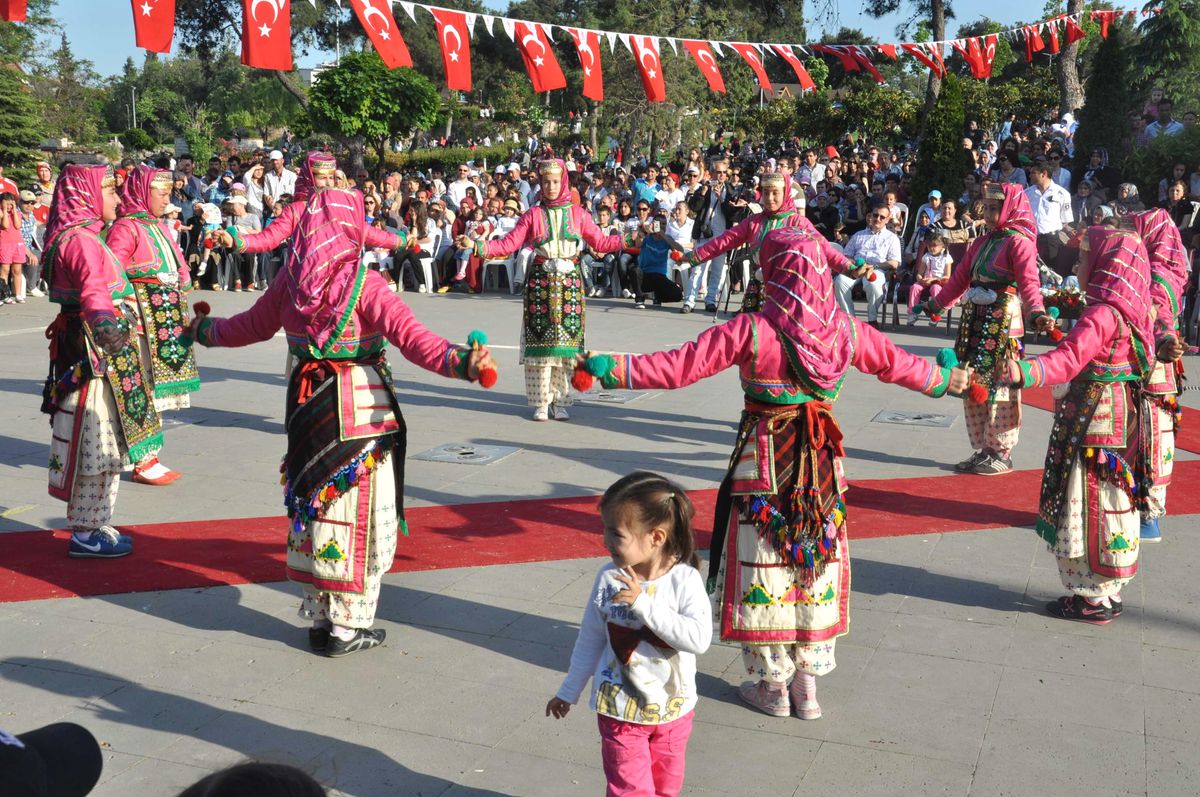 Balıkesir\'de Hıdrellez Şenlikleri