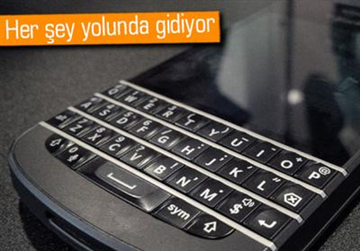 Blackberry Q10\'un Satışları Çok İyi Gidiyor