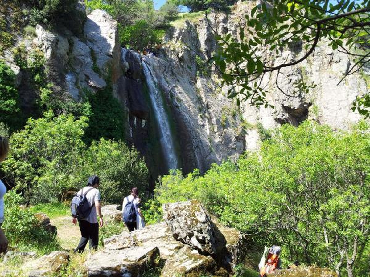 Dağcılar, Türkmen Köyü Şelalesi\'ne Hayran Kaldı