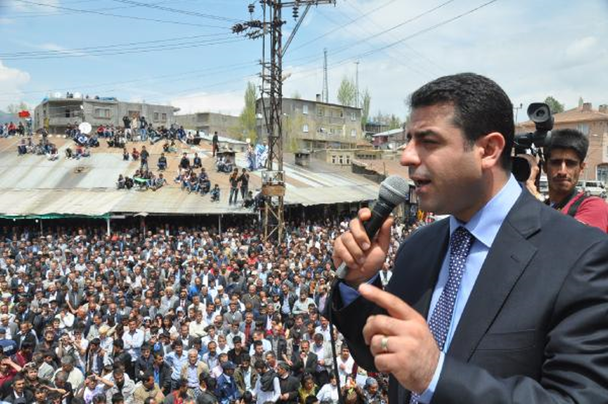 Demirtaş:CHP\'nin Kürtlere Özür Borcu Var