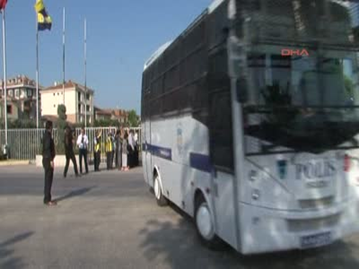 Fenerbahçe Takımı, Sorunsuz Bir Şekilde Olimpiyat Stadı'na Ulaştı
