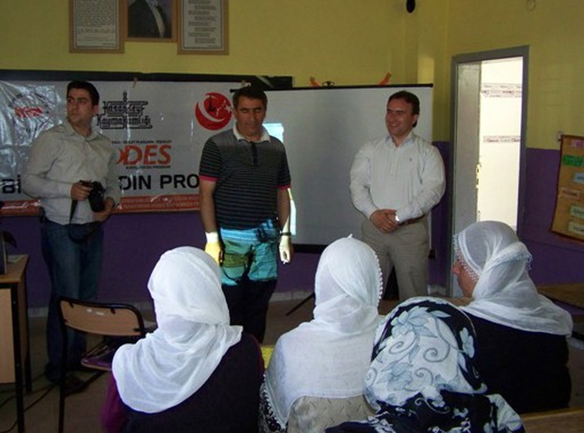 Hasankeyf\'te Bilinçli Kadın Projesi Start Aldı