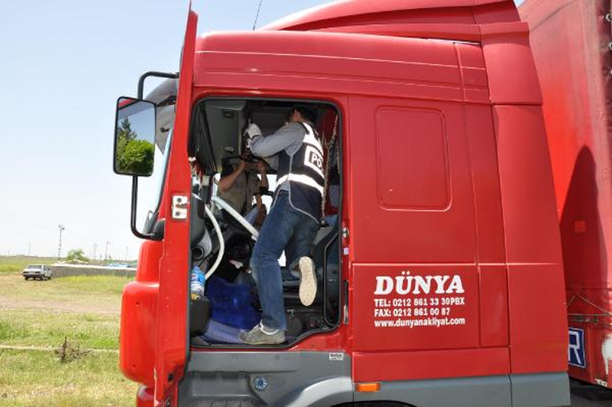 Kızıltepe\'de 20 Kilo Esrar, 6 Gözaltı