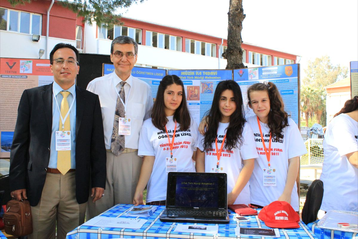 Nazilli Anadolu Öğretmen Lisesinde Tubitak Bilim Fuarı