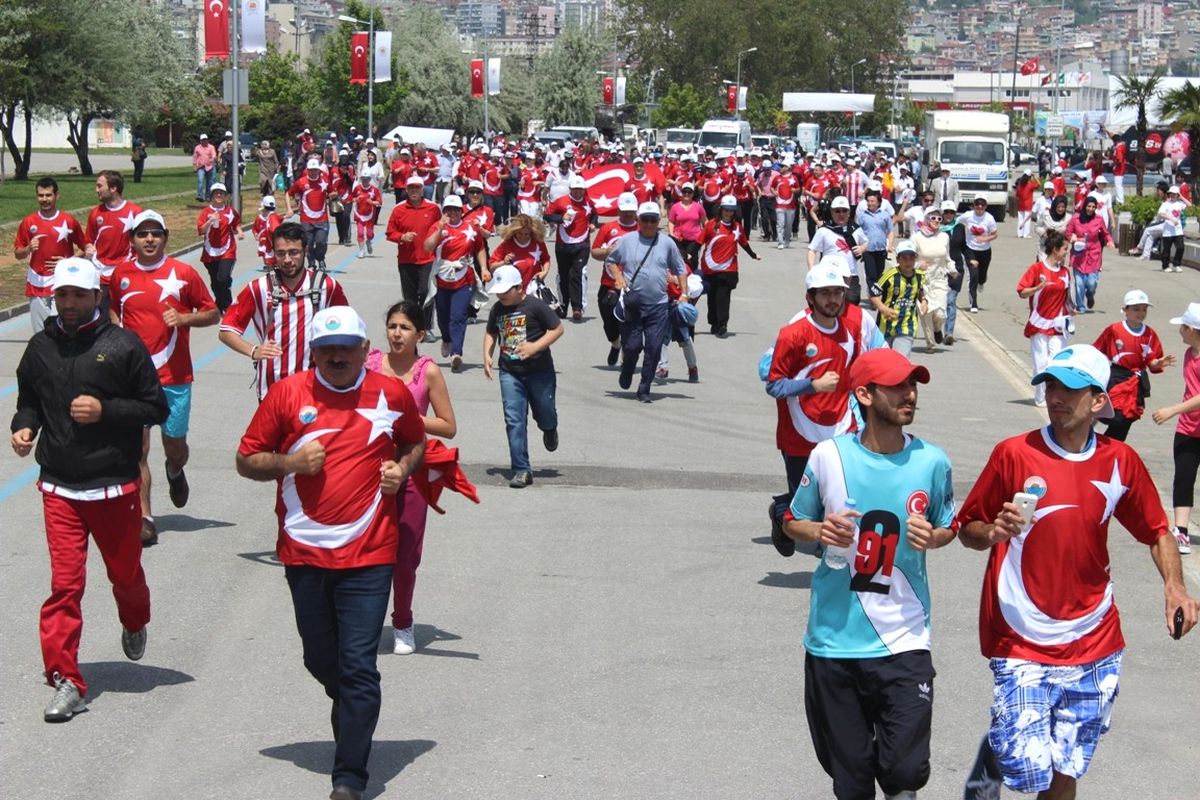 Samsun\'da 1. Halk Maratonu Düzenlendi