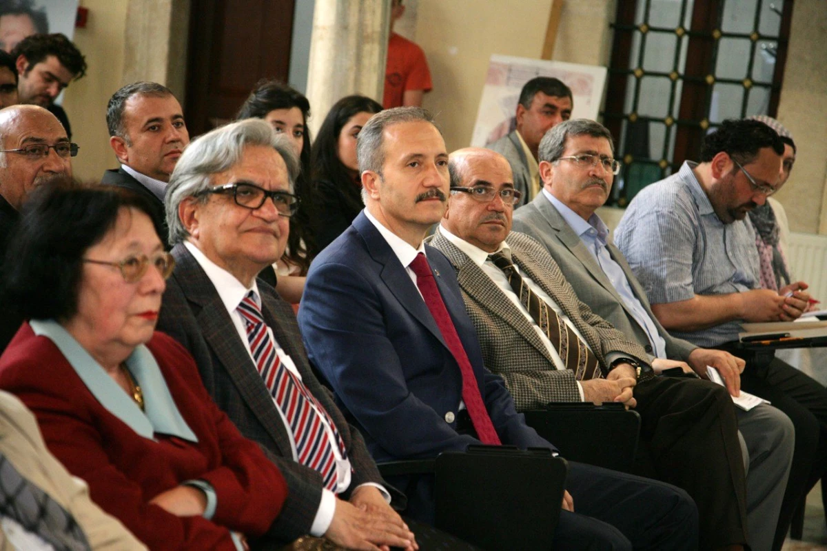 Tyb\'de Prof. Dr. Hüsrev Hatemi\'ye Vefa Programı