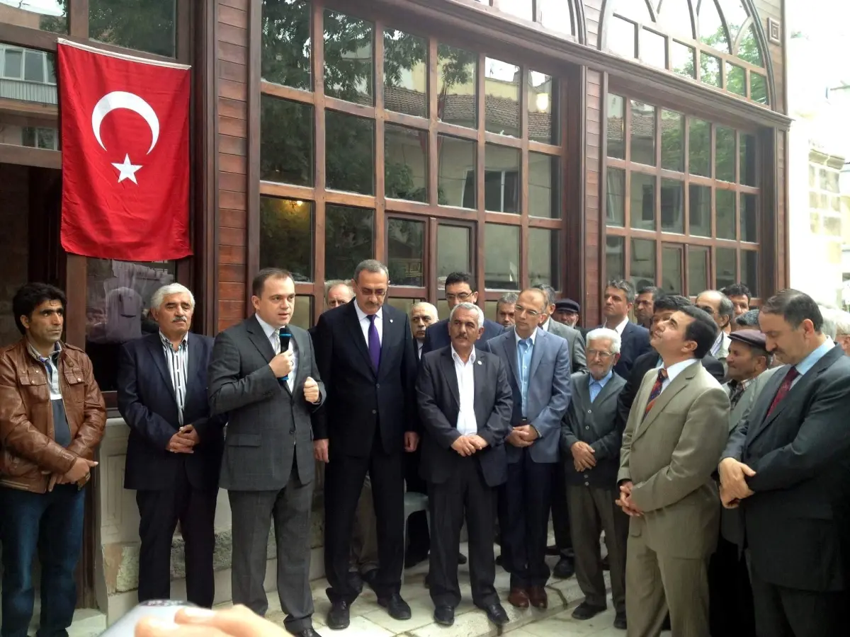 Vakıfların Restore Ettiği Camiyi Milletvekili Açtı