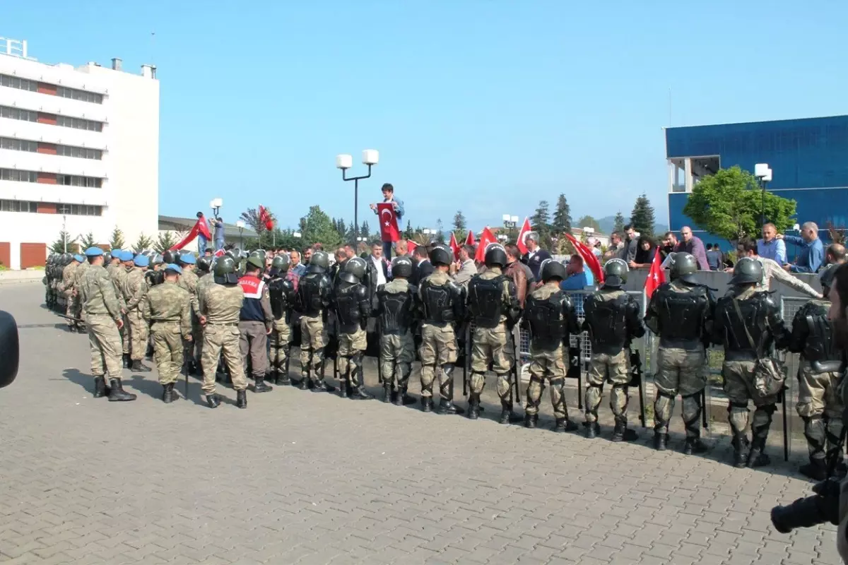 Akil İnsanlar Karadeniz Komisyonu Heyetine Toplantı Sonrasında Tepki