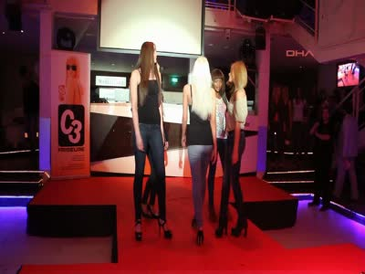 Almanyanın En İyi Top Modeli Balic