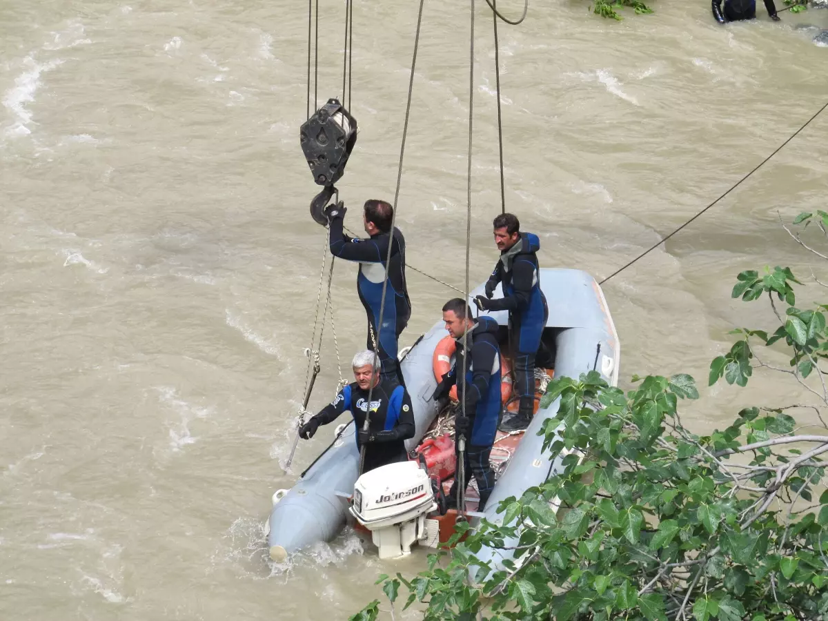 Çoruh Nehri\'nde Feci Ölüm