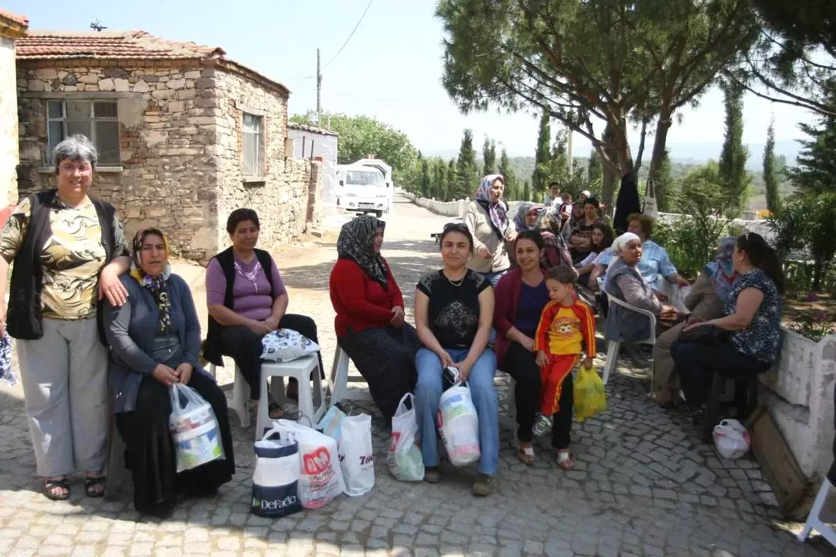 Ayvalık\'taki Mahallede 50 Yıldır Bu Çorba Kaynıyor