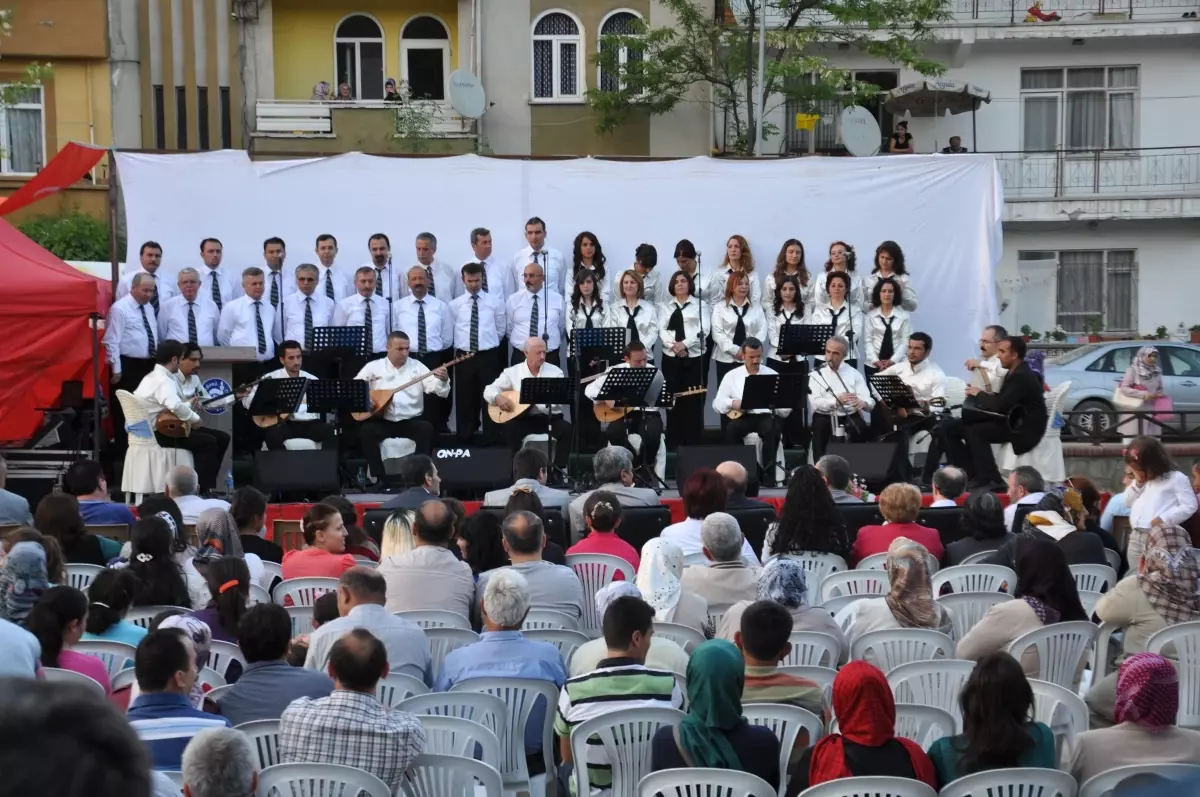 Bafra Musiki Cemiyeti Vezirköprü\'de Konser Verdi