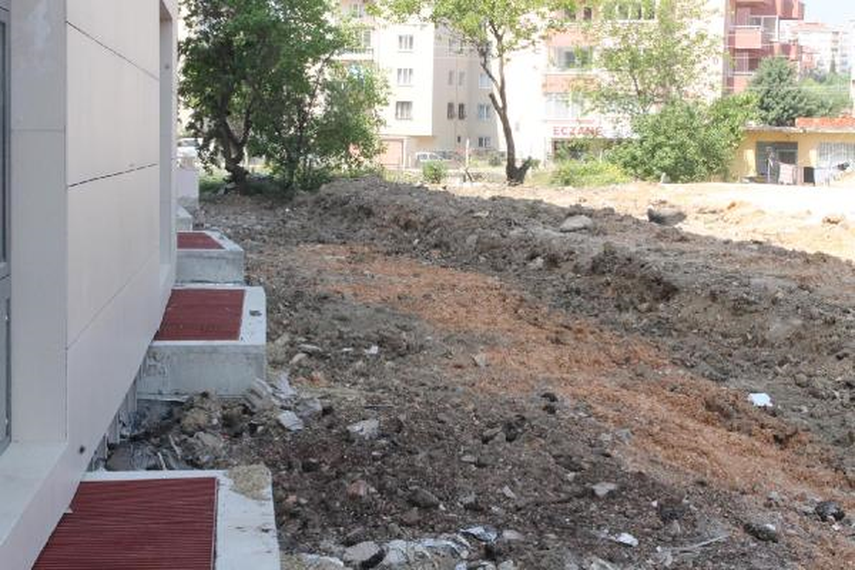Bursa Cengiz Gollü Voleybol Salonu Bitirildi