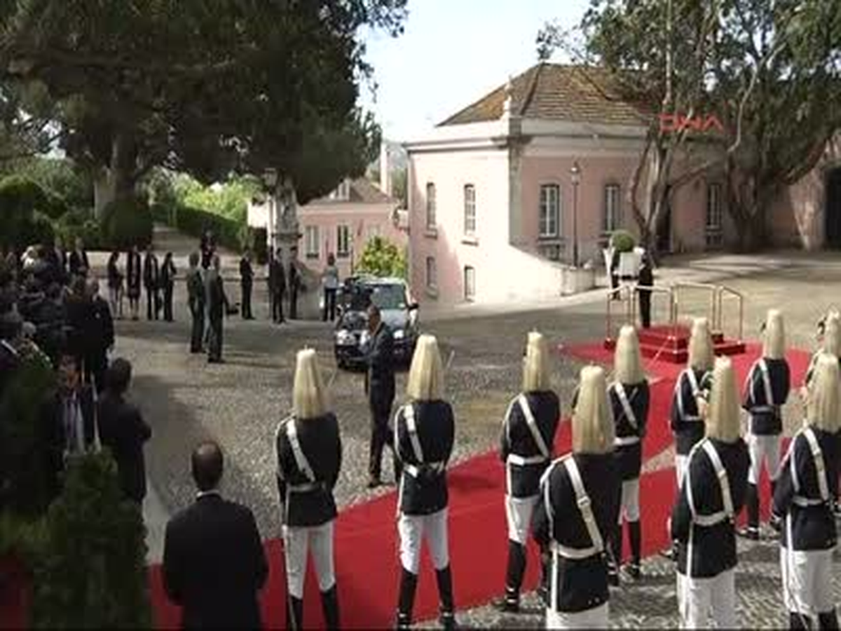 Cumhurbaşkanı Gül, Portekiz\'de Resmi Törenle Karşılandı