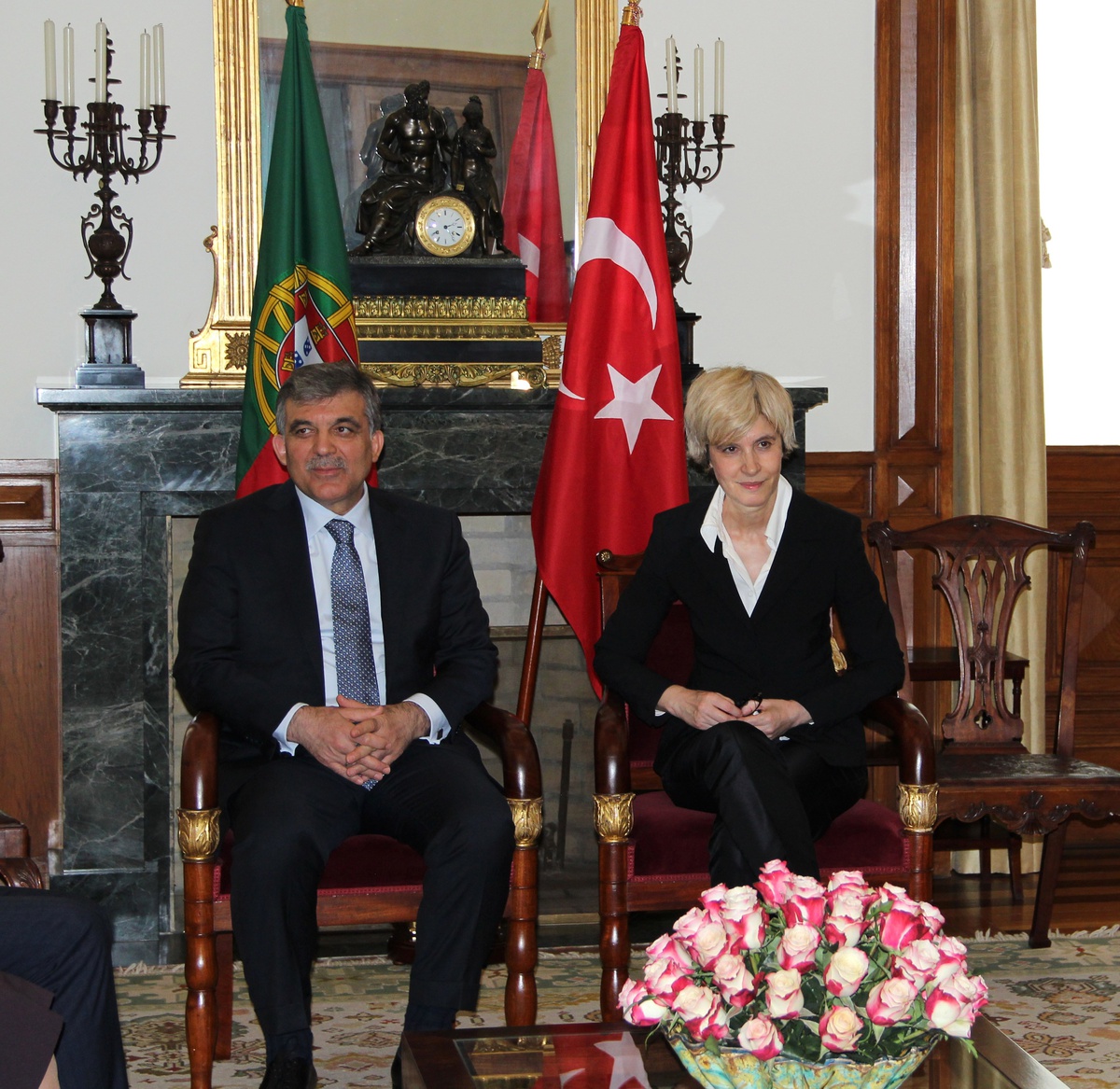 Cumhurbaşkanı Gül, Portekiz Parlamento Başkanı ile Görüştü