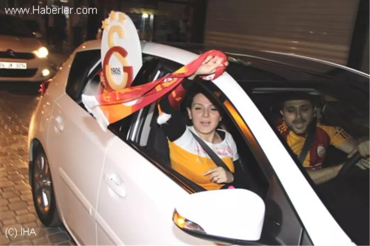 Galatasaray Taraftarlarına Şampiyonluk Turu Attırılmadı