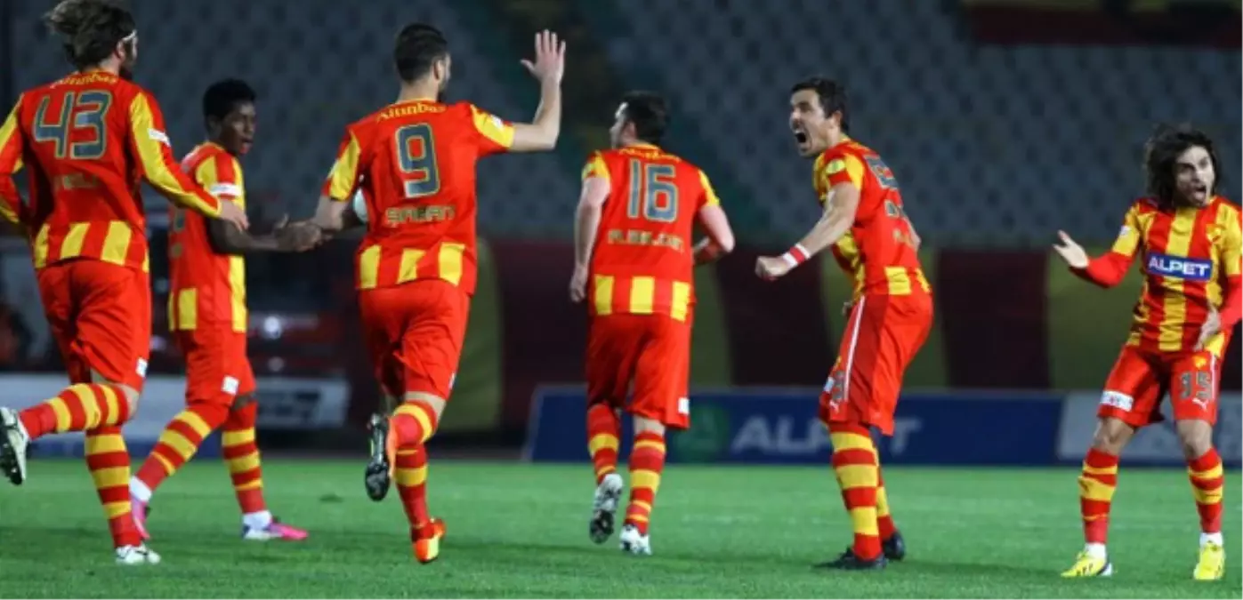 Göztepe Son Maça Bıraktı