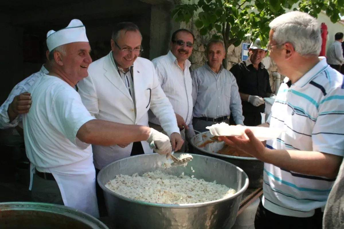 Hıdrellez Siyasileri Bir Araya Getirdi