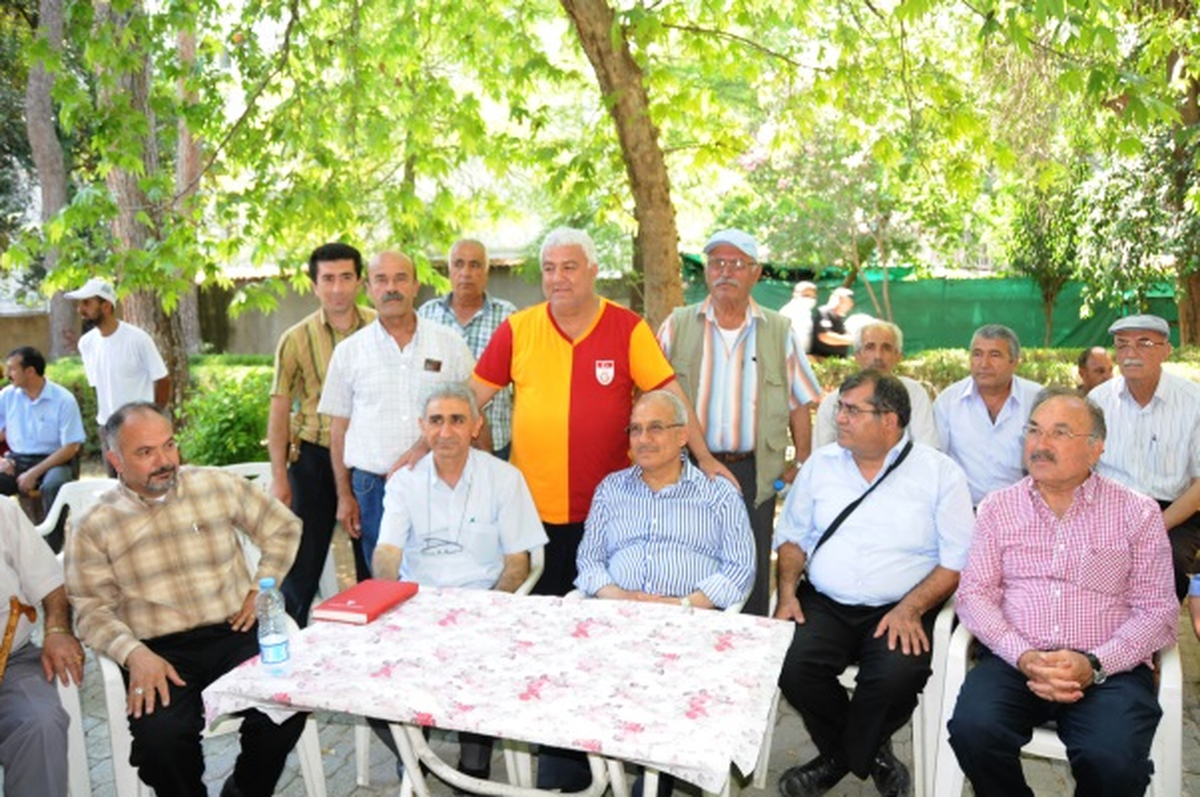 Kocamaz, Alevi Kültür Derneği\'nin Kermesini Ziyaret Etti