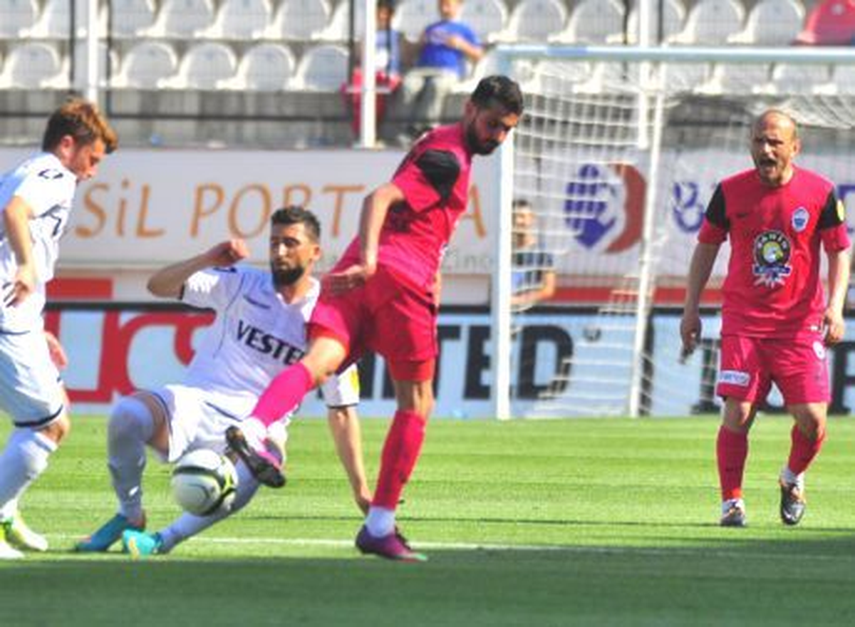 Manisaspor\'un Düşüşü Devam Etti