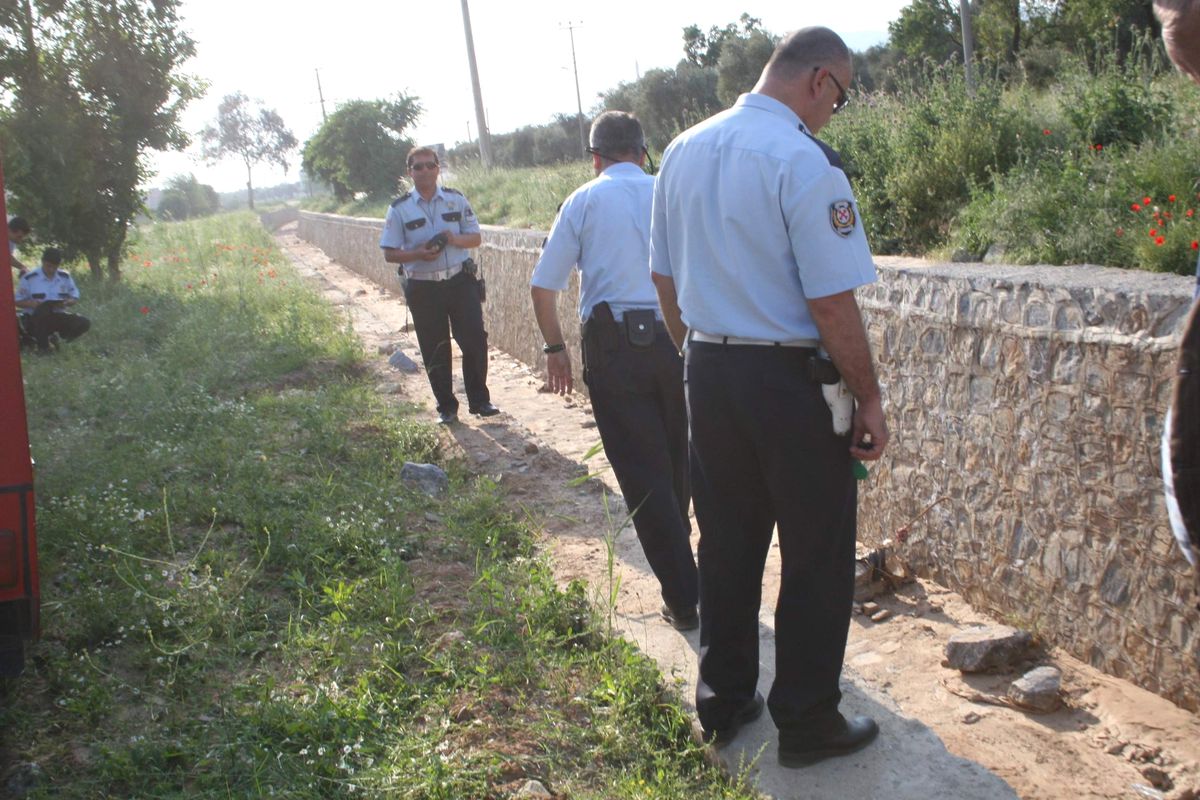 Motosikleti ile Çaya Düşen Sürücü Ağır Yaralandı