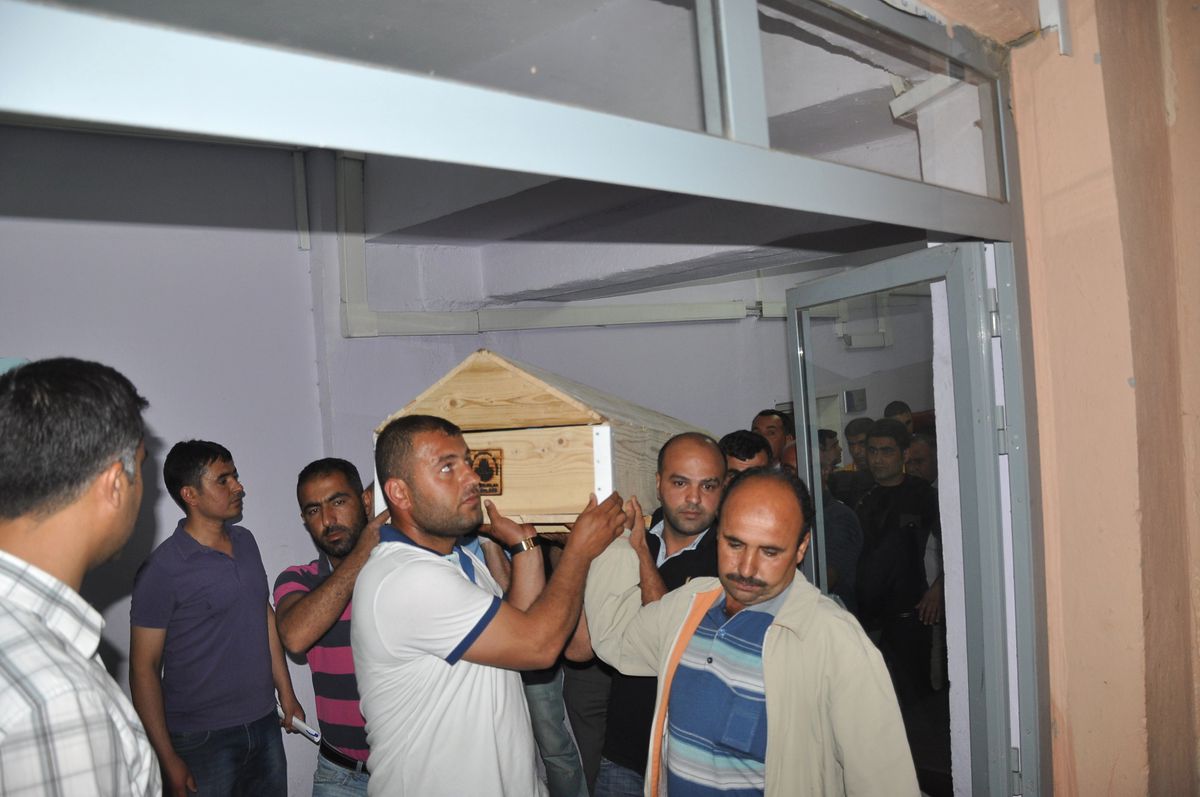 Nusaybin'de 14 Yaşındaki Çocuk Ölü Bulundu