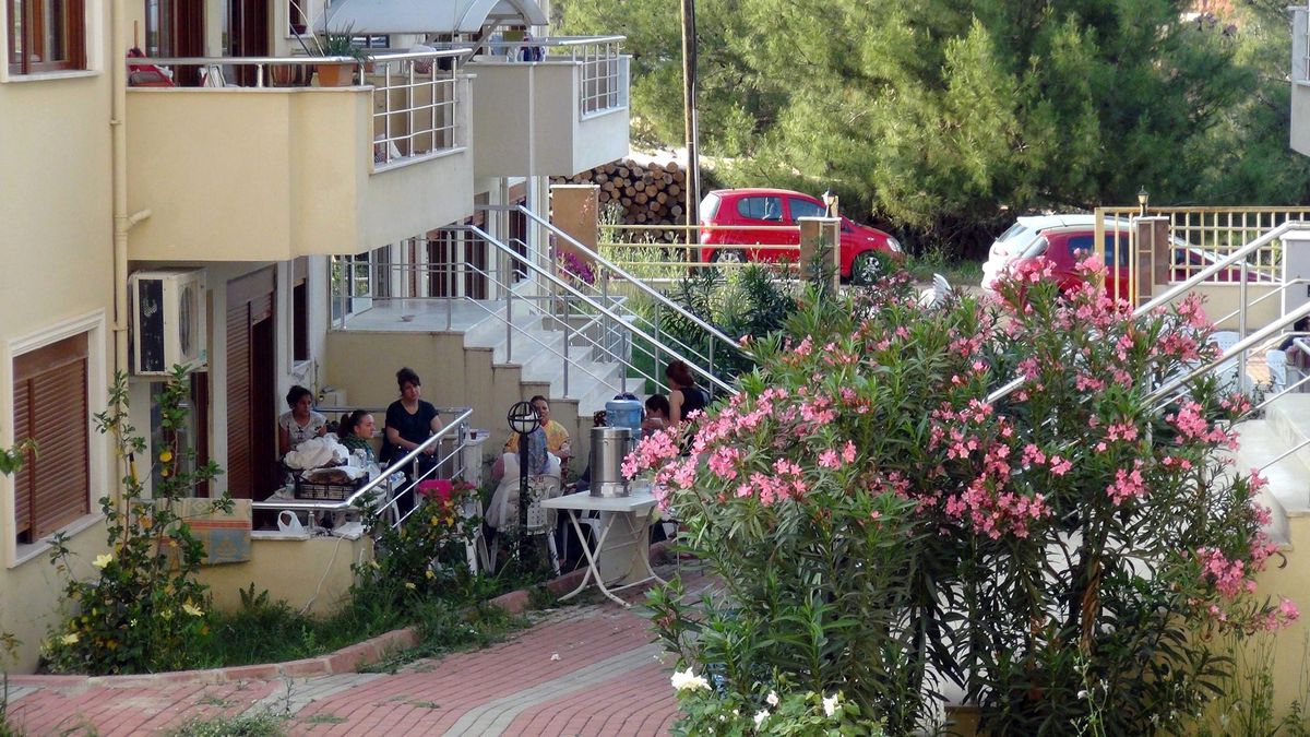 Sitenin Havuzuna Düşen Küçük Doruk Hayatını Kaybetti