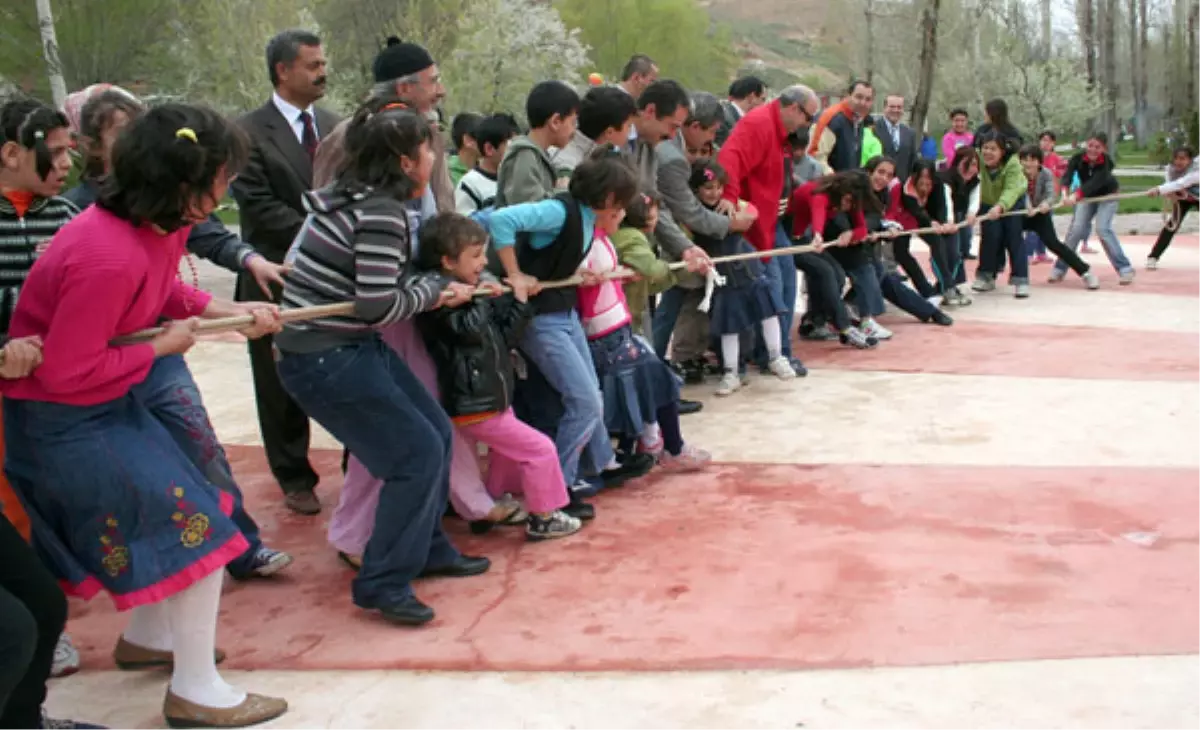 Sivas\'ta Hıdrıllez Kültür ve Bahar Bayramı Kutlandı