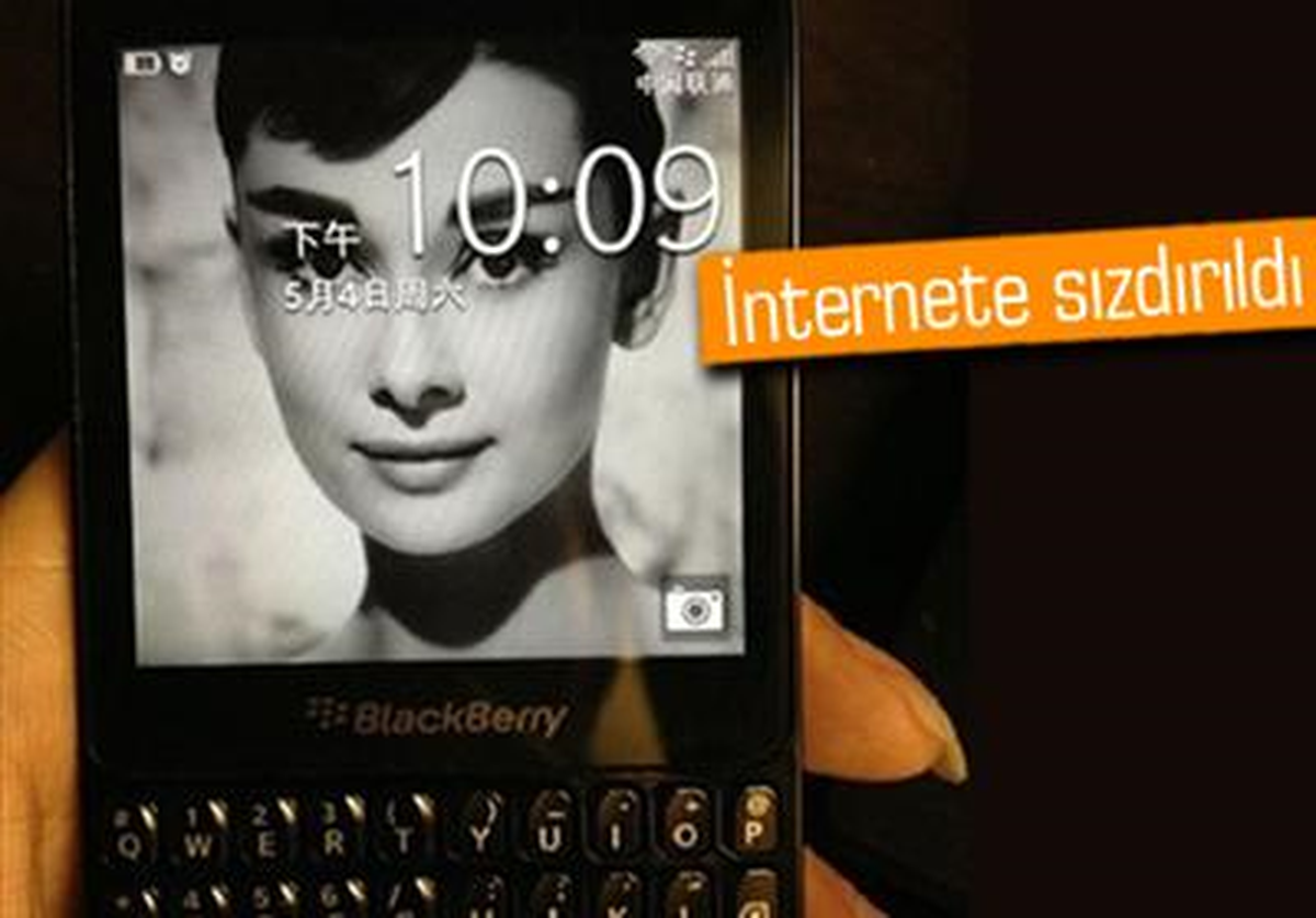 Siyah Renkli Blackberry R10 Göründü