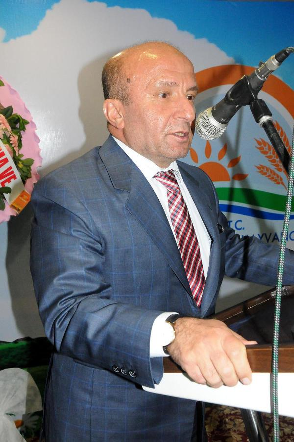Süs Bitkileri Kongresi Yalova\'da Başladı