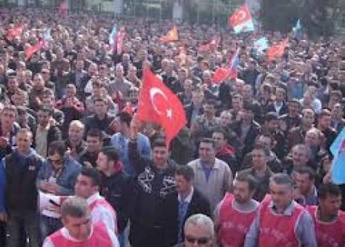 Türk Metal Sendikası Grev Kararı Aldı