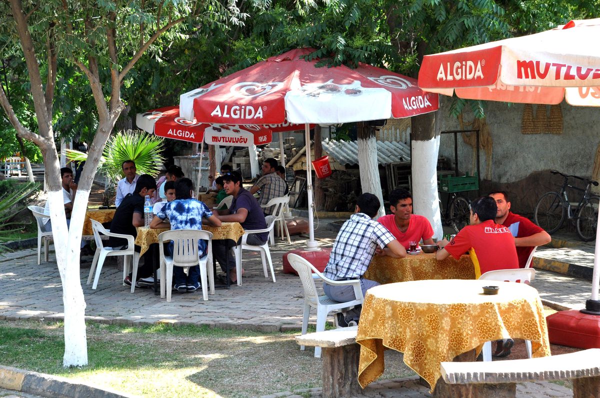 Vatandaş Sıcaklardan Parklara Sığındı