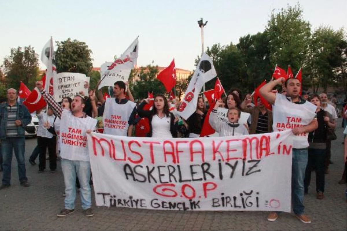 Akil İnsanlar Marmara Grubu Protesto Edildi
