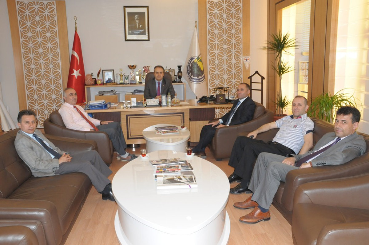 Hastane Yönetiminden Başkan Aktaş\'a Teşekkür Ziyareti