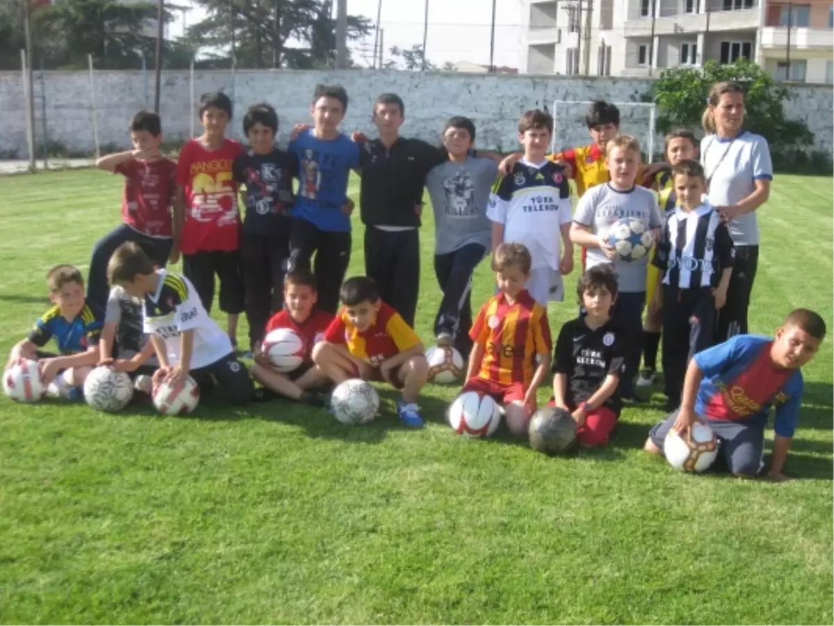 Keşan Belediyesi Futbol Kursu Başladı