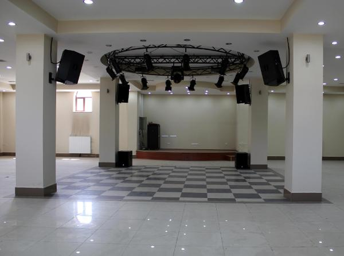Meclis Binasına Düğün Salonu ve Hamam Yapılmış