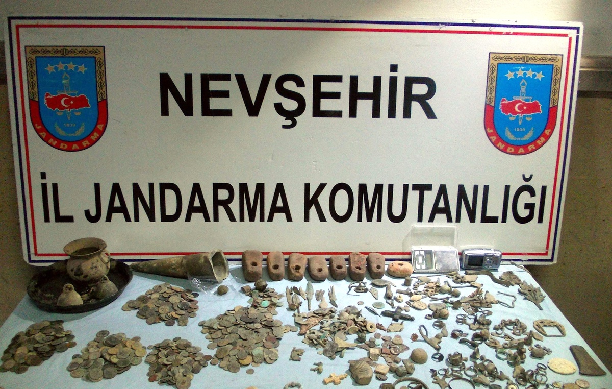 Nevşehir\'de Tarihi Eser Kaçakcıları Yakalandı