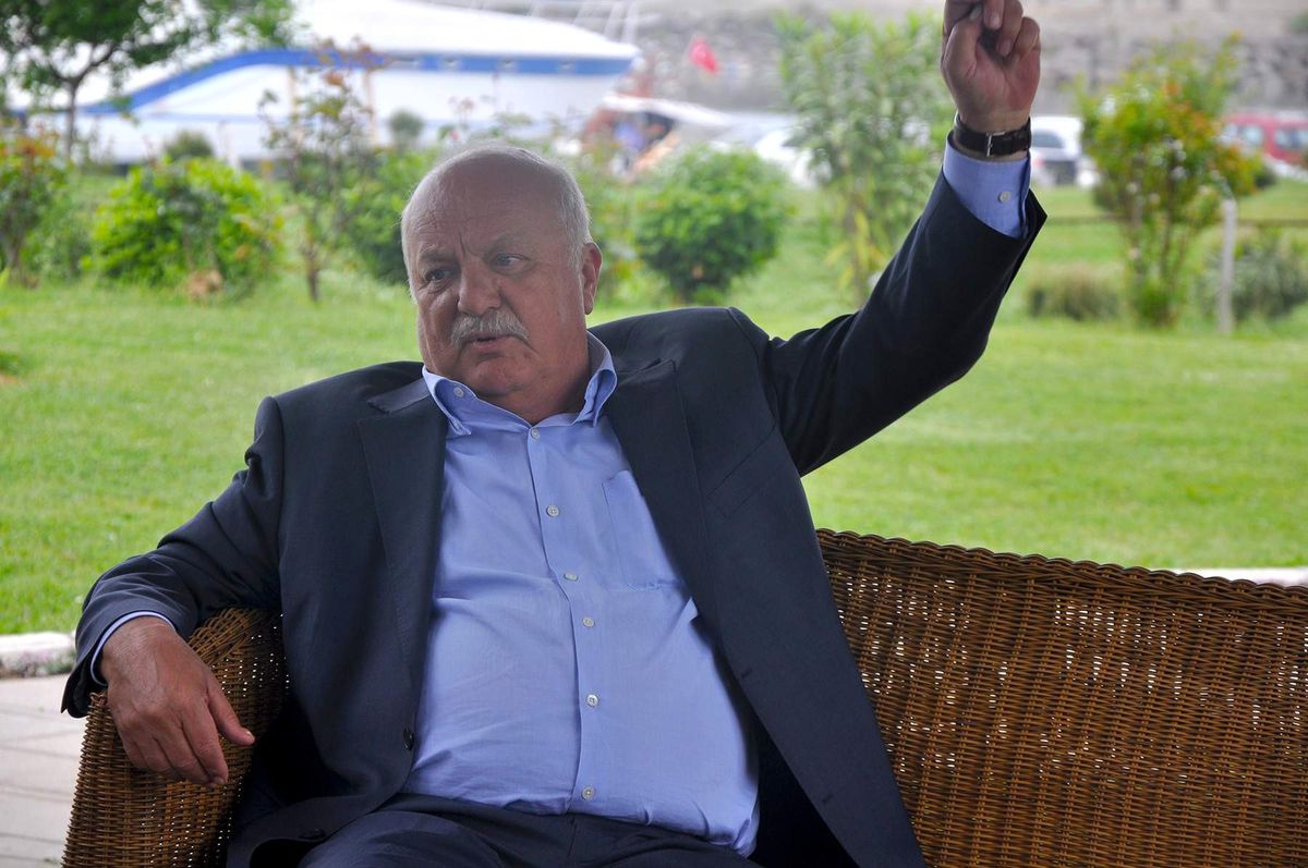 Sadri Şener Aday Olmadığını Açıkladı