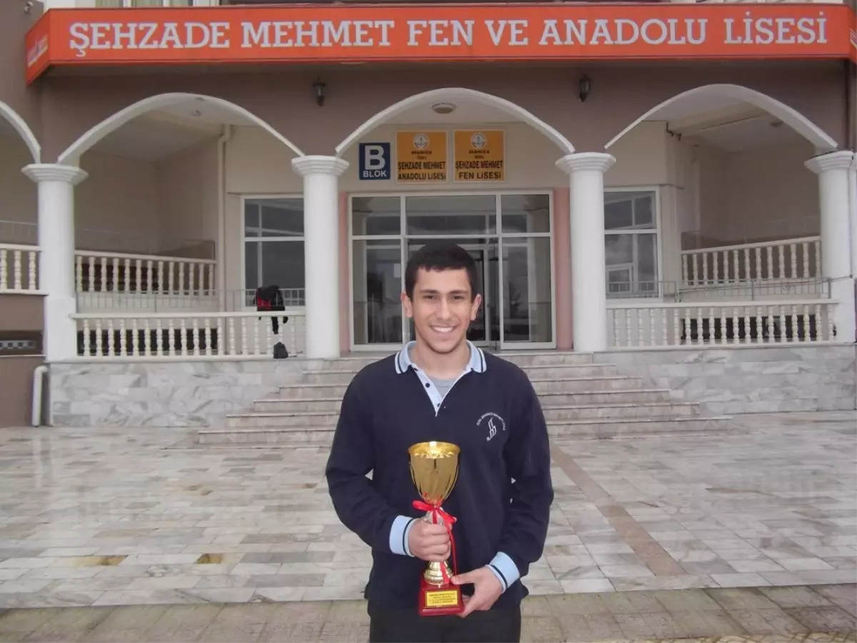 Şehzade Mehmetli Öğrenci Judoda 3.\'sü Oldu