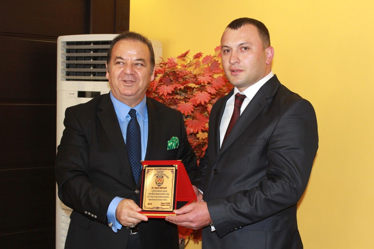 Çarşamba\'da Yılın En İyi Sürücülerine Plaket