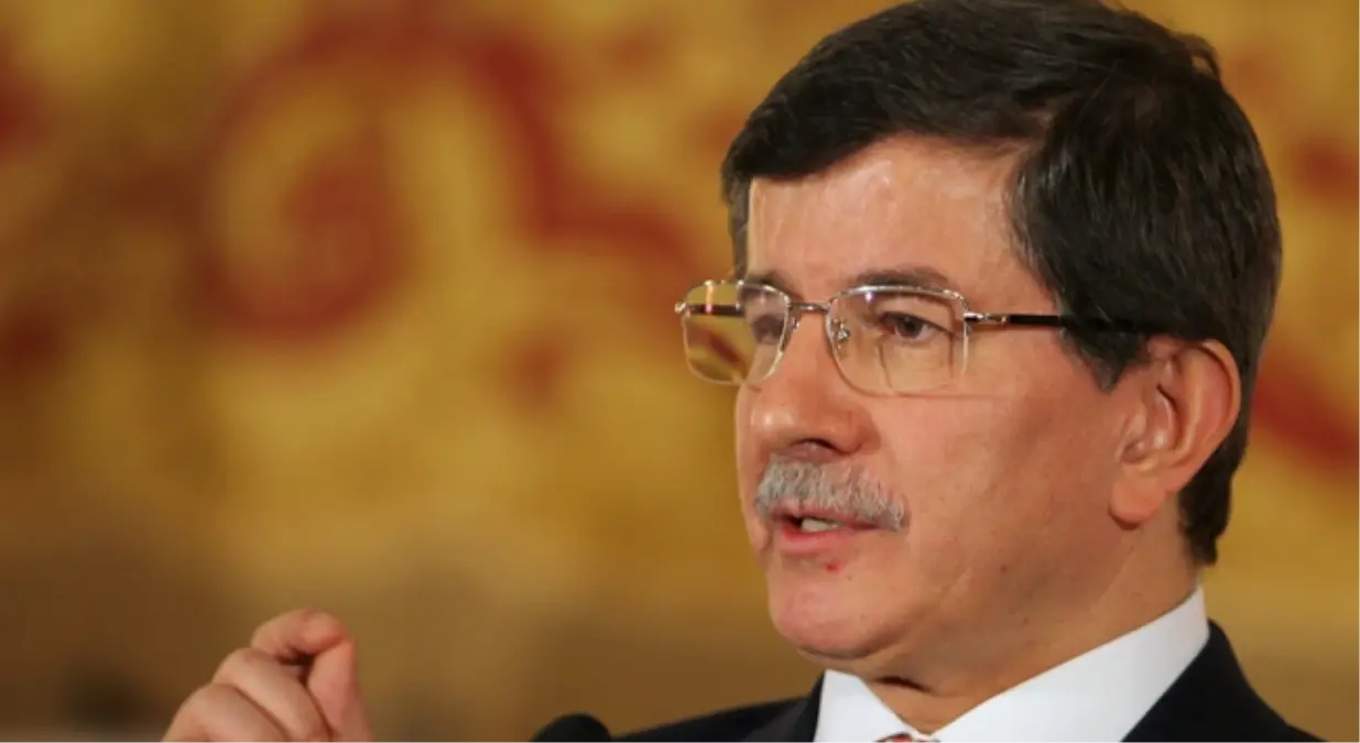 Dışişleri Bakanı Davutoğlu, Bosna Hersek\'te