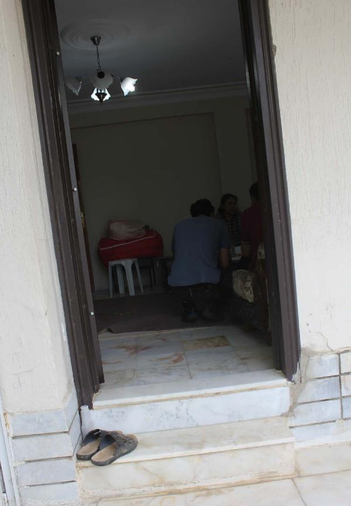 Doktor ve Eşi, Evlerinde Dehşeti Yaşadı