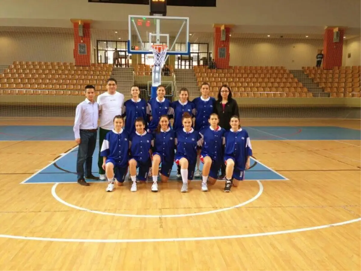 Dpü Basketbol da Üçüncü Oldu