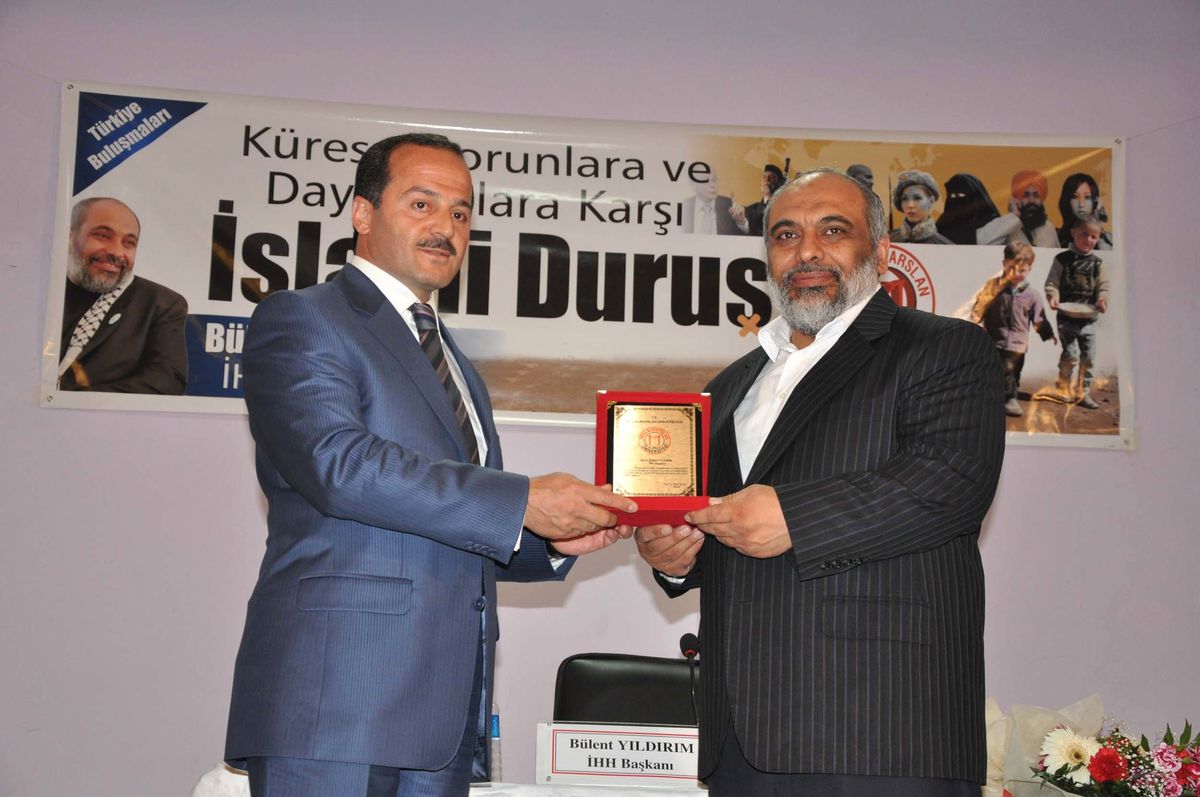 İhh Başkanı Yıldırım Muş\'ta Konferans Verdi