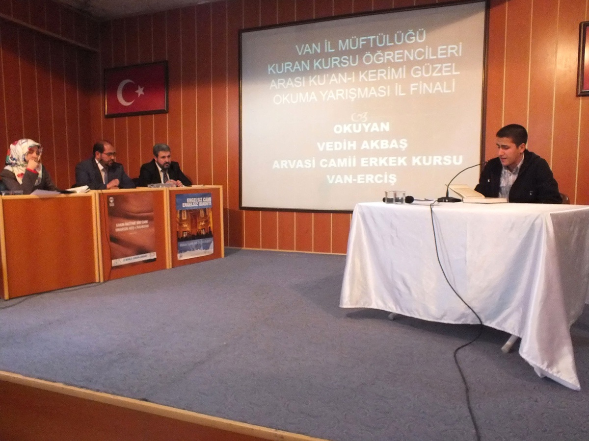 Kur\'an-I Kerim\'i Güzel Okuma Yarışması