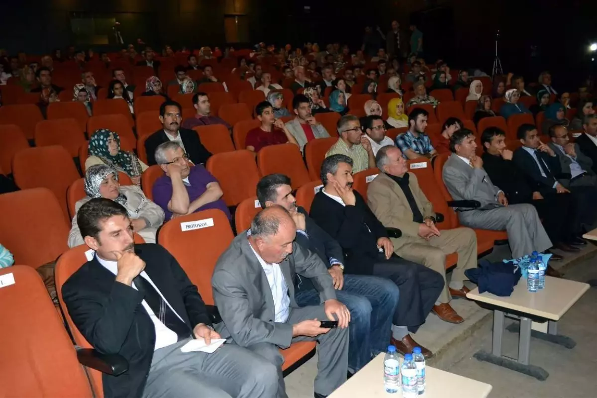 Kur\'an ve Sünnet Temelinde Kur\'an\'ı Anlama Usulü Anlatıldı