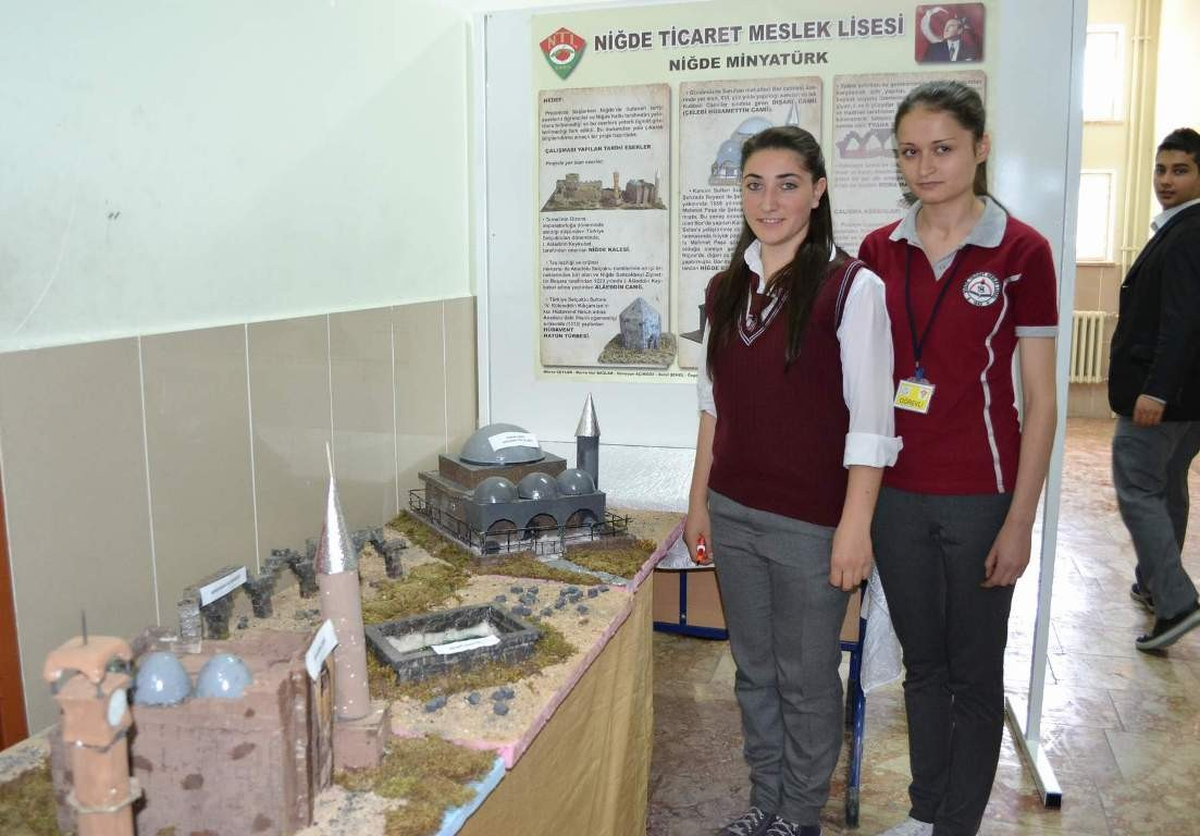 Niğde Ticaret Lisesi Projeleri ile Göz Doldurdu